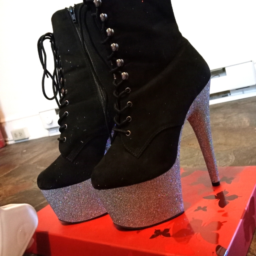 Exotic heels